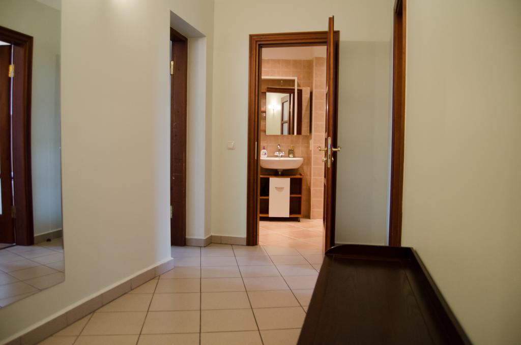 City Inn Riga Apartment, Old Town Panorama View With Parking Luaran gambar