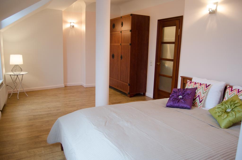 City Inn Riga Apartment, Old Town Panorama View With Parking Luaran gambar